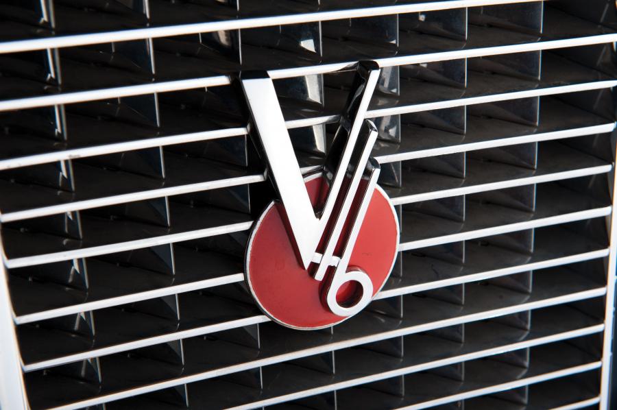  Cadillac V16 Town Sedan by Fleetwood 1936 года  (фото 2 из 19)